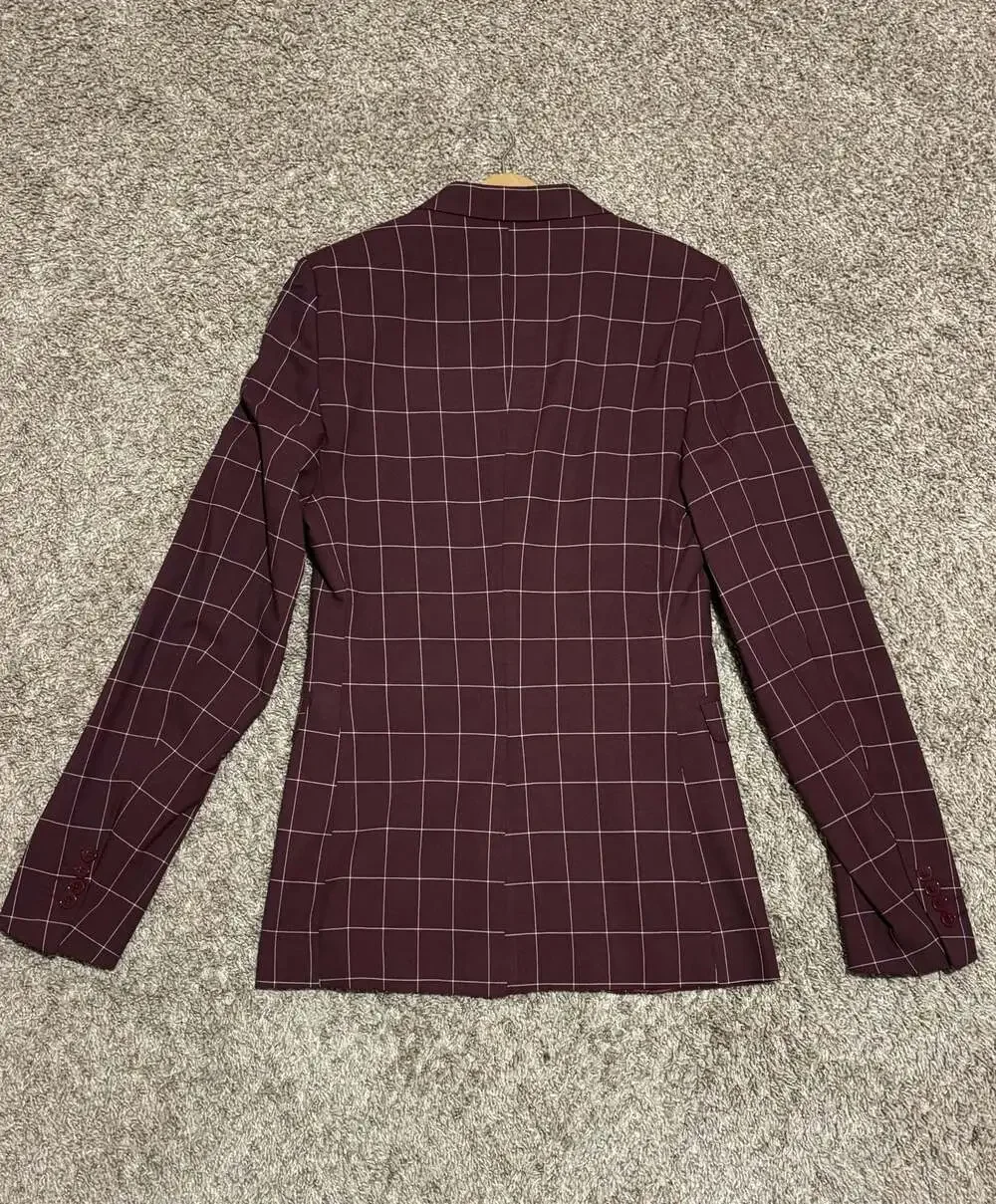 boohooMAN Men's Windowpane Check Slim Fit Suit Blazer in Burgundy